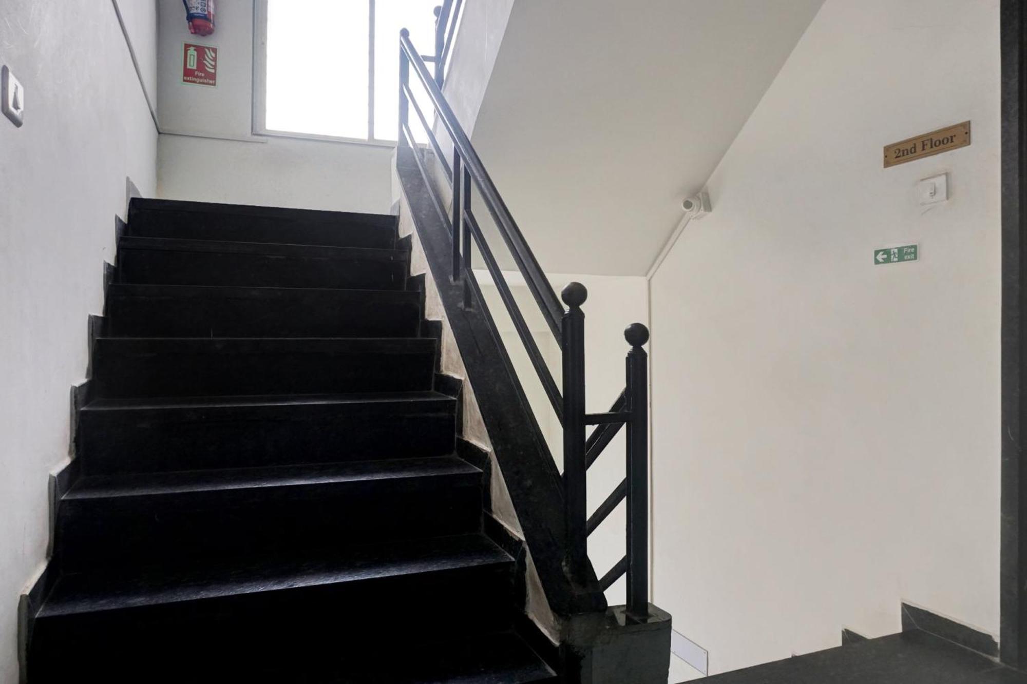 Hotel O Pristine Pune Eksteriør bilde